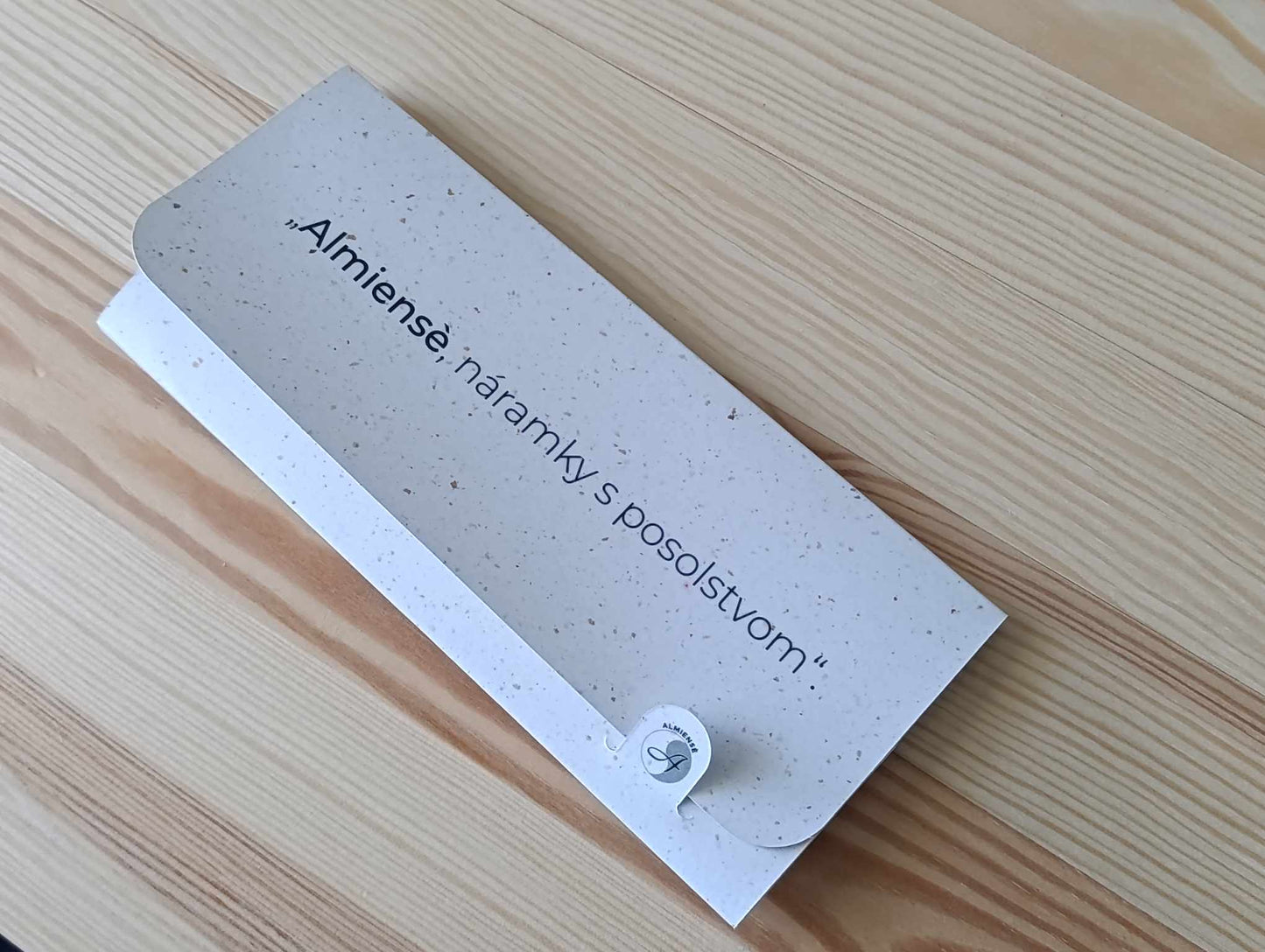 Náramok "Trochus shell" / Trochus shell bracelet /